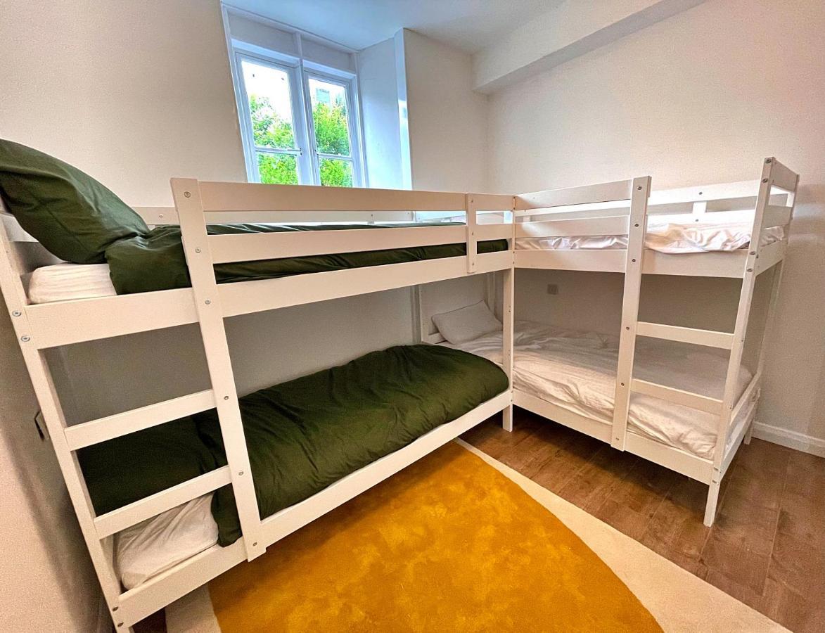 Dinas Mawddwy Finest Retreats - Luxury Converted Chapel With Hot Tub & Games Room מראה חיצוני תמונה