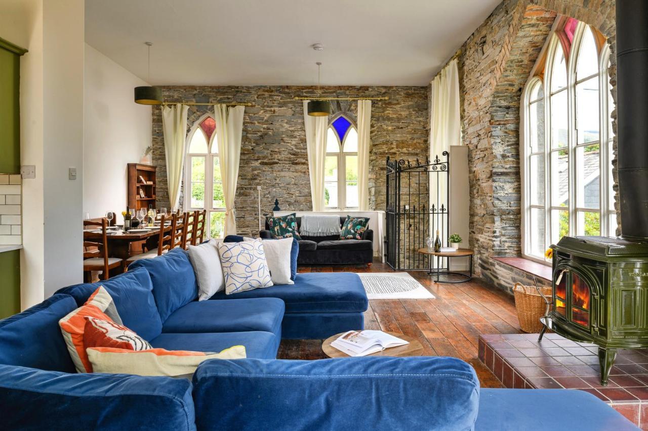 Dinas Mawddwy Finest Retreats - Luxury Converted Chapel With Hot Tub & Games Room מראה חיצוני תמונה